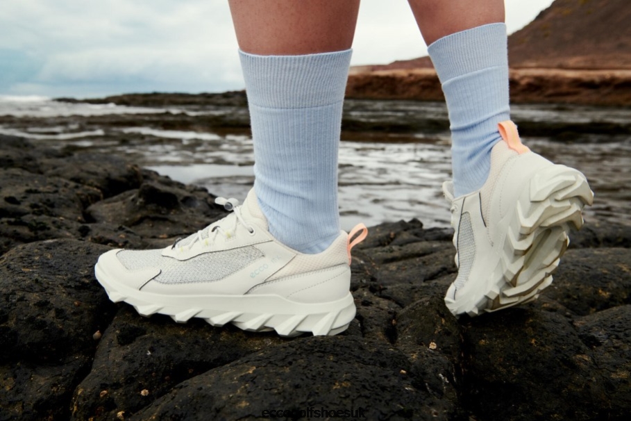 White-White-Concrete